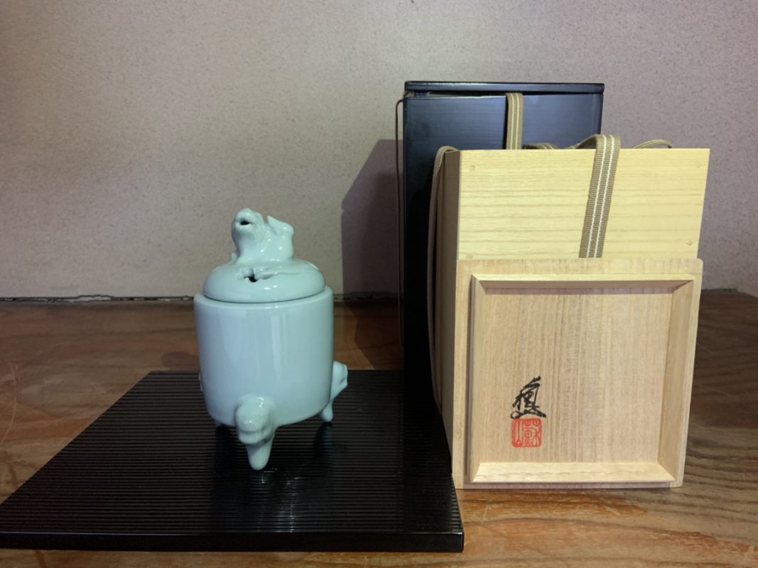 【買取作家】諏訪蘇山 (すわ そざん) 砧青磁の第一人者 骨董品・古美術・茶道具・掛軸の買取は古美術丸尾